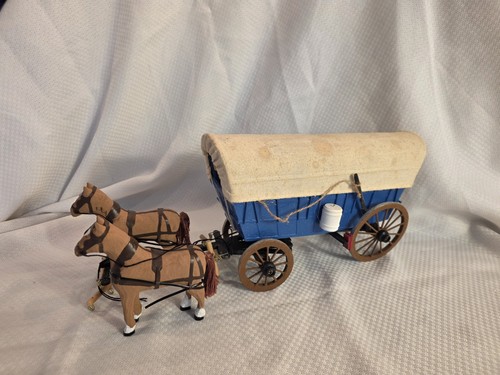 Vintage covered wagon with - covered, 2